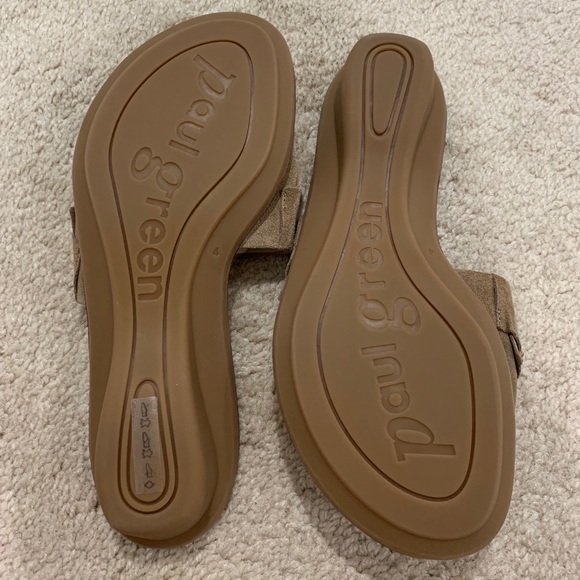 🚫SOLD🚫 Paul Green ruffle wedge sandal - Picture 2 of 4